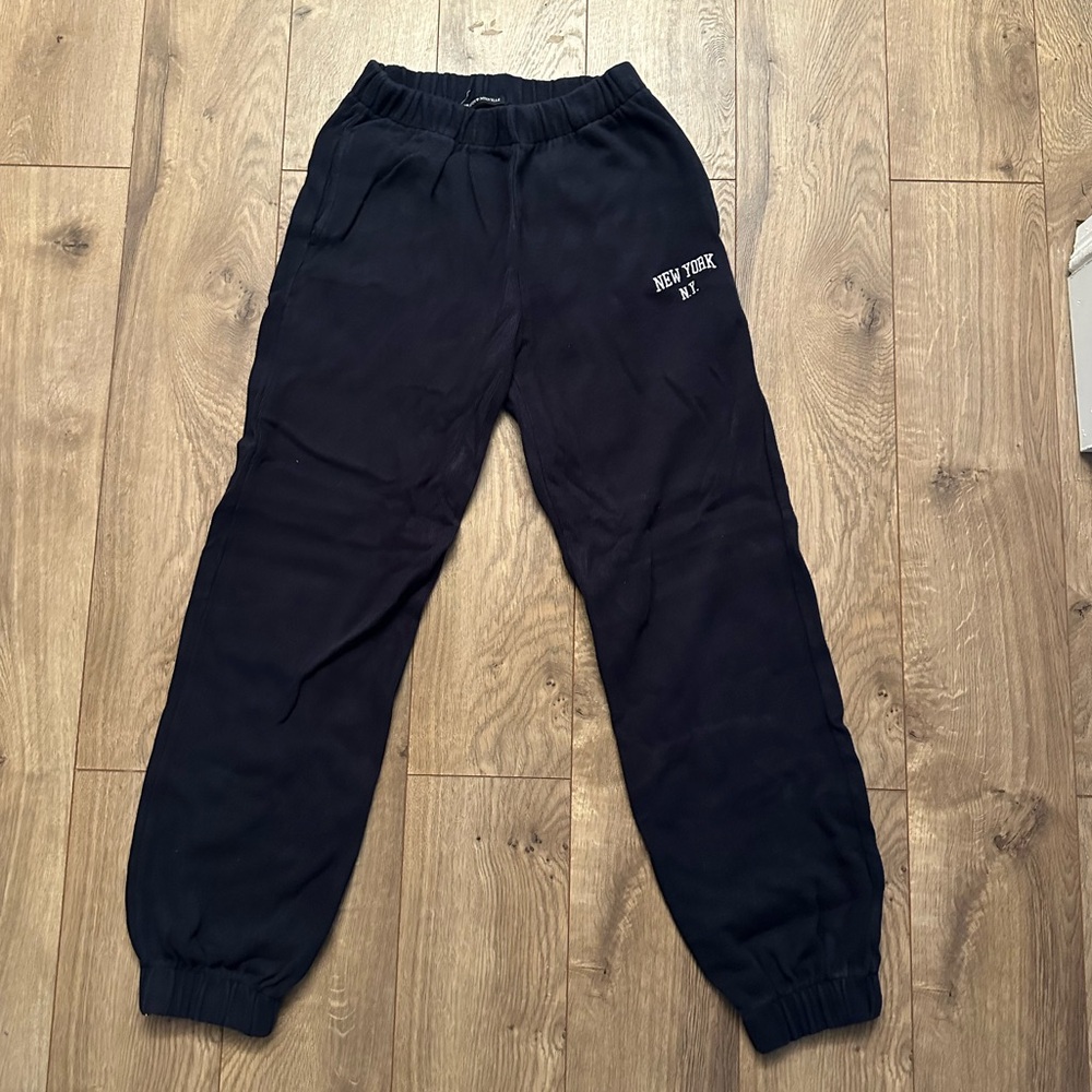 Brandy Melville New York sweatpants